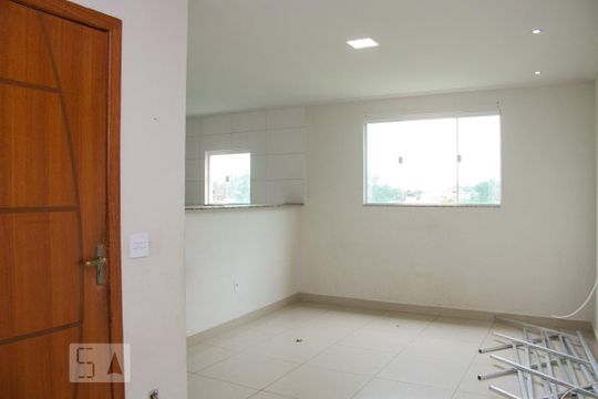 Casa para alugar com 2 quartos, 76m² em Água Santa, Rio de Janeiro