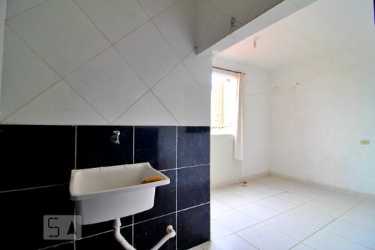 Área de Serviço de casa para alugar com 1 quarto, 85m² em Vila Camilópolis, Santo André