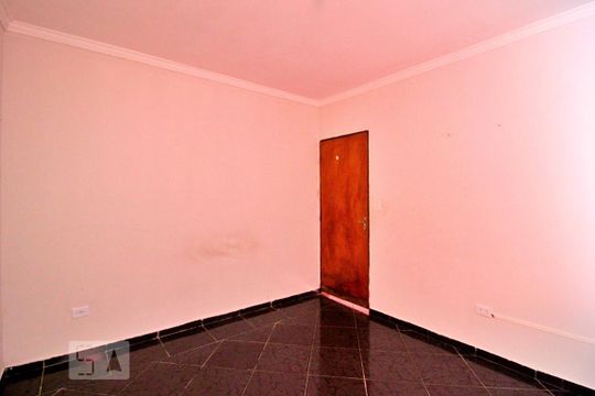 Quarto de casa para alugar com 1 quarto, 85m² em Vila Camilópolis, Santo André