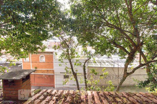 Vista Quarto 1 de casa para alugar com 3 quartos, 120m² em Vila Basileia, São Paulo
