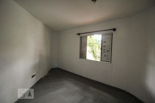 Quarto de Serviço de casa para alugar com 3 quartos, 120m² em Vila Basileia, São Paulo