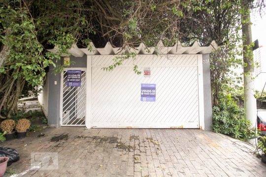 Fachada de casa para alugar com 3 quartos, 120m² em Vila Basileia, São Paulo
