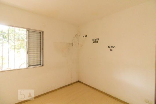 Quarto 1 de casa para alugar com 3 quartos, 120m² em Vila Basileia, São Paulo