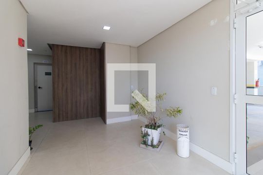 Hall de apartamento à venda com 2 quartos, 71m² em Camaquã, Porto Alegre