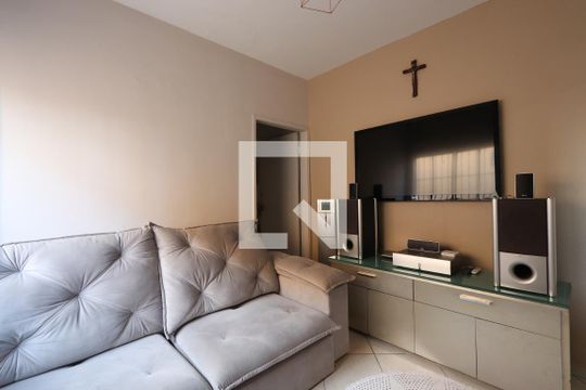 Sala de casa à venda com 2 quartos, 125m² em Jardim Tiete, São Paulo