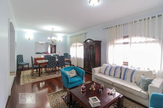 Casa para alugar com 5 quartos, 230m² em Vila Mariana, São Paulo