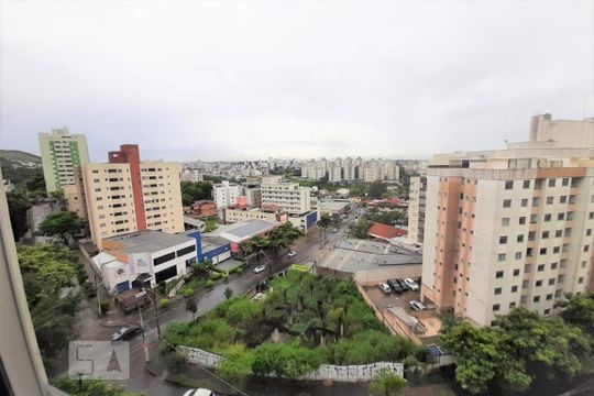 Vista da Sala de apartamento para alugar com 1 quarto, 69m² em Ouro Preto, Belo Horizonte