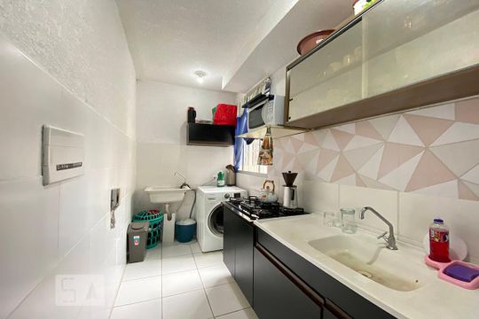 Cozinha e Área de Serviço de apartamento à venda com 1 quarto, 45m² em Santos Dumont, São Leopoldo