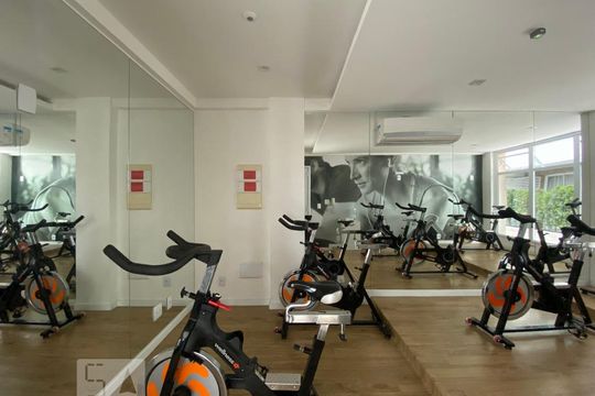 Área comum - sala de spinning de apartamento à venda com 3 quartos, 135m² em Vargem Pequena, Rio de Janeiro