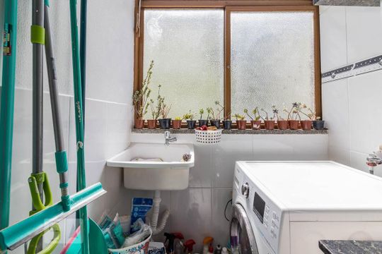 Detalhe da area de serviço de apartamento à venda com 2 quartos, 60m² em Vila Nova, Porto Alegre