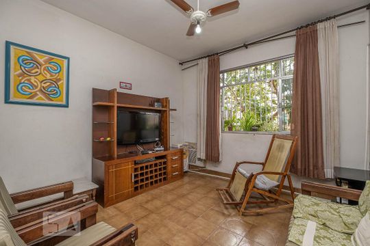 Casa à venda com 4 quartos, 280m² em Maracanã, Rio de Janeiro
