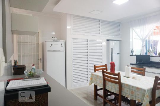 Cozinha de casa à venda com 3 quartos, 270m² em Vila Feliz, São Paulo