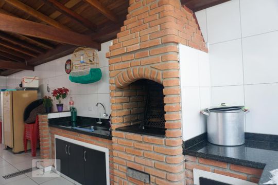 Churrasqueira de casa à venda com 3 quartos, 270m² em Vila Feliz, São Paulo