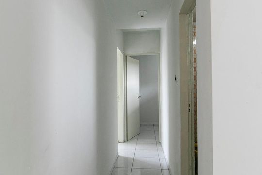 Corredor de apartamento para alugar com 3 quartos, 80m² em Brás, São Paulo