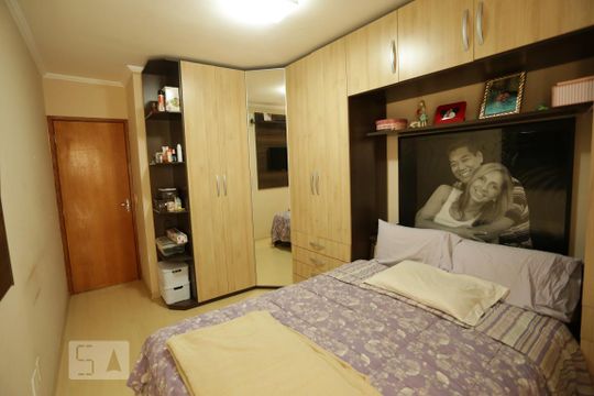 Quarto 1 de casa de condomínio para alugar com 2 quartos, 55m² em Vila Laís, São Paulo
