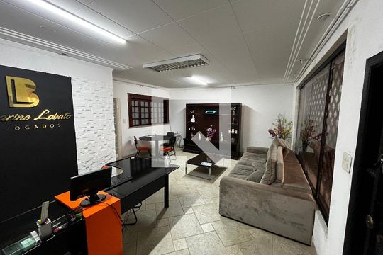 Sala de casa à venda com 4 quartos, 216m² em Santana, São Paulo