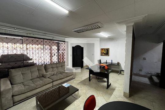 Sala de casa à venda com 4 quartos, 216m² em Santana, São Paulo