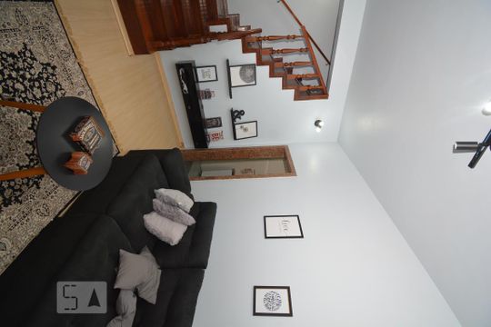 Sala de Estar de casa à venda com 3 quartos, 240m² em Irajá, Rio de Janeiro