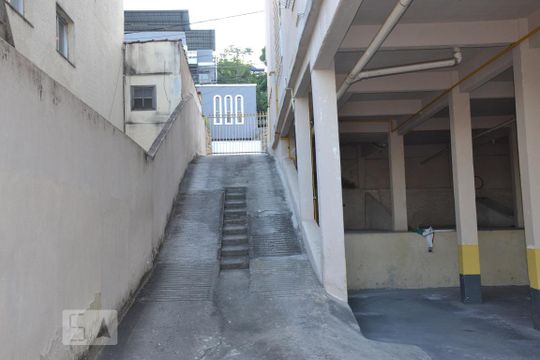 Garagem de apartamento à venda com 2 quartos, 70m² em Jardim Guanabara, Rio de Janeiro