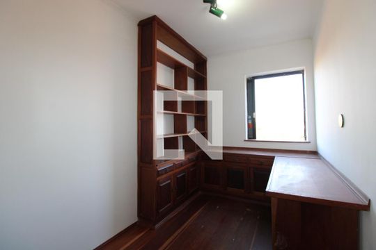 Escritório 1 de casa à venda com 3 quartos, 323m² em Chácara da Barra, Campinas