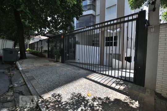 Fachada de apartamento para alugar com 2 quartos, 70m² em Vila Mariana, São Paulo