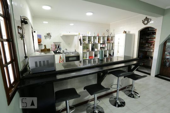 Cozinha de casa para alugar com 3 quartos, 250m² em Vila Talarico, São Paulo