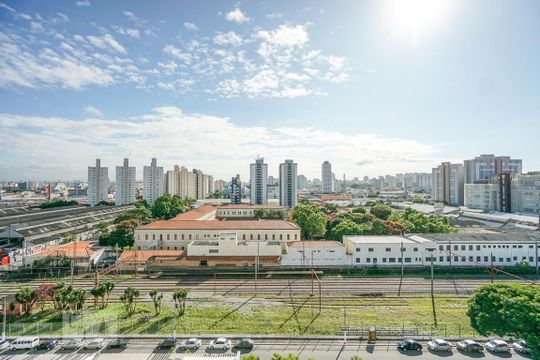 Vista do quarto de kitnet/studio para alugar com 1 quarto, 28m² em Brás, São Paulo