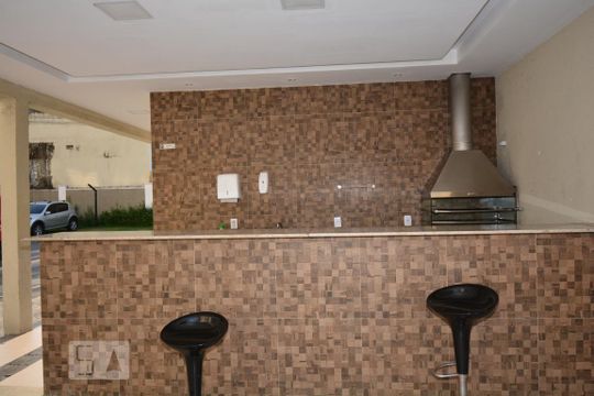 Área comum - Churrasqueira de apartamento para alugar com 2 quartos, 44m² em Encantado, Rio de Janeiro