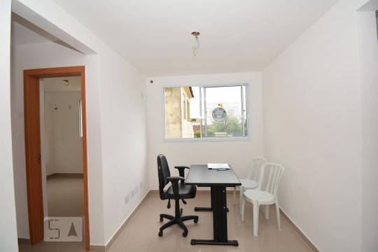 Sala de apartamento para alugar com 2 quartos, 44m² em Encantado, Rio de Janeiro