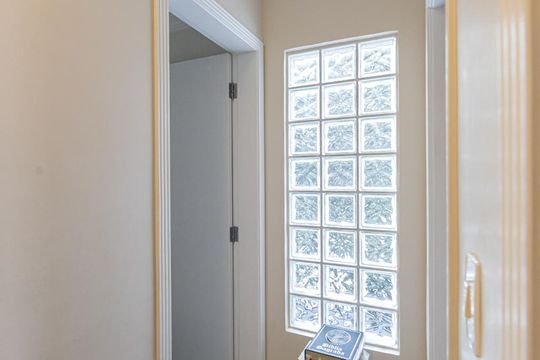 Corredor de casa de condomínio à venda com 4 quartos, 399m² em Vila Bertioga, São Paulo