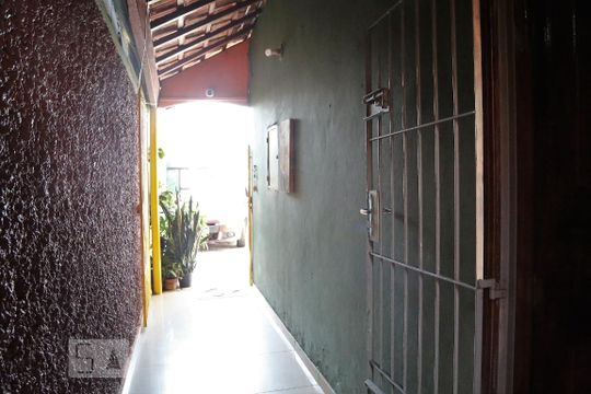  Corredor de casa para alugar com 2 quartos, 200m² em Cidade Ocian, Praia Grande