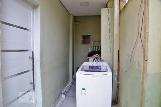 Detalhe da area de serviço de casa para alugar com 2 quartos, 200m² em Cidade Ocian, Praia Grande