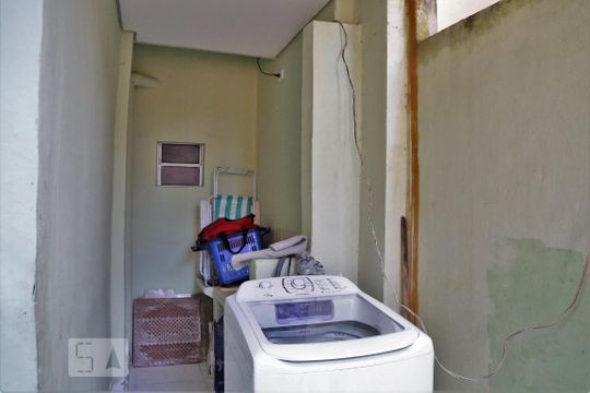 Detalhe da area de serviço de casa para alugar com 2 quartos, 200m² em Cidade Ocian, Praia Grande