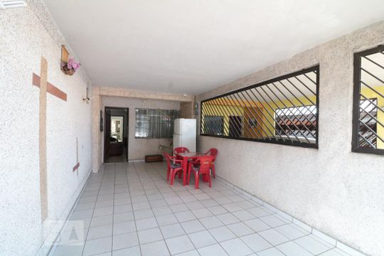 Garagem de casa à venda com 2 quartos, 79m² em Vila Bertioga, São Paulo