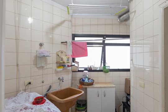 Área de Serviço de apartamento para alugar com 3 quartos, 95m² em Vila Azevedo, São Paulo