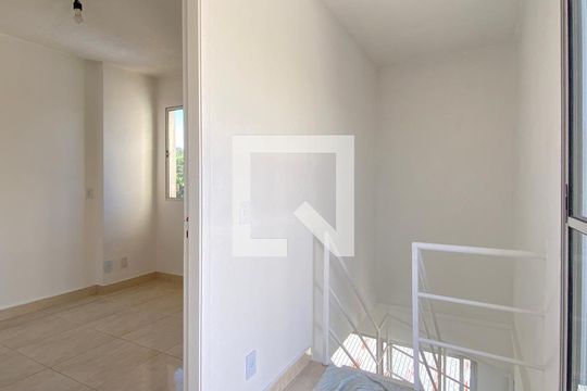 Corredor de apartamento à venda com 3 quartos, 95m² em Novo Osasco, Osasco