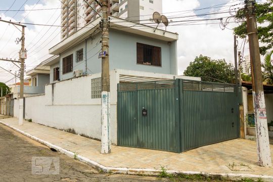 Fachada de casa à venda com 3 quartos, 280m² em Vila Moinho Velho, São Paulo