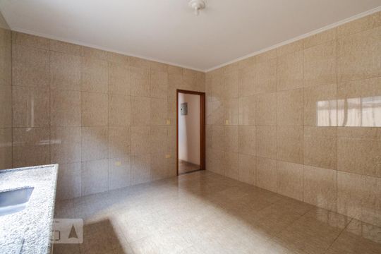 Cozinha de casa à venda com 3 quartos, 190m² em Vila Califórnia, São Paulo