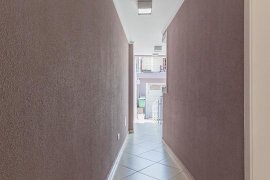 Quintal - Corredor de casa à venda com 3 quartos, 220m² em Vila Anhangüera, São Paulo