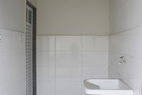 Área de Serviço de casa à venda com 3 quartos, 400m² em Portuguesa, Rio de Janeiro