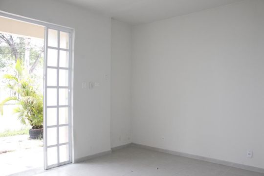 Sala de casa à venda com 3 quartos, 400m² em Portuguesa, Rio de Janeiro