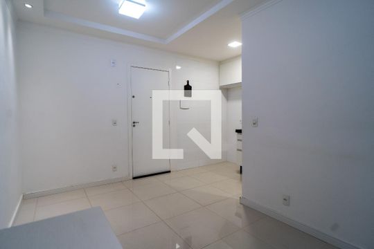 Sala de apartamento para alugar com 2 quartos, 50m² em Parque Campolim, Sorocaba