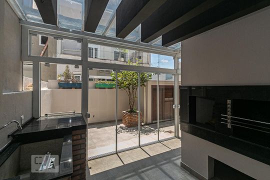 Área Externa de casa de condomínio à venda com 3 quartos, 146m² em Hípica, Porto Alegre