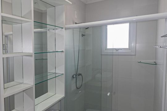 Banheiro do Quarto 3 de casa de condomínio à venda com 3 quartos, 146m² em Hípica, Porto Alegre