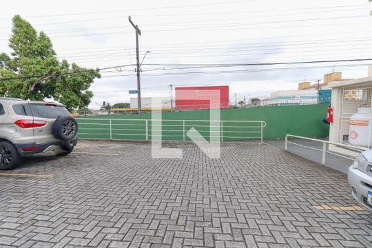 Área externa de apartamento à venda com 2 quartos, 52m² em Sítio Cercado, Curitiba