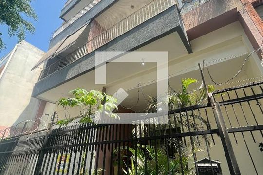 Fachada de apartamento à venda com 1 quarto, 42m² em Benfica, Rio de Janeiro