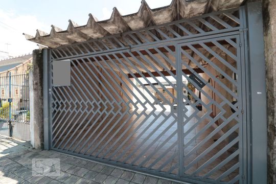 Fachada de casa à venda com 4 quartos, 200m² em Vila Aricanduva, São Paulo