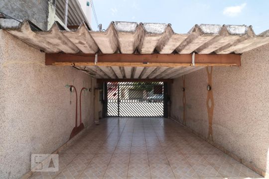 Garagem de casa à venda com 4 quartos, 200m² em Vila Aricanduva, São Paulo