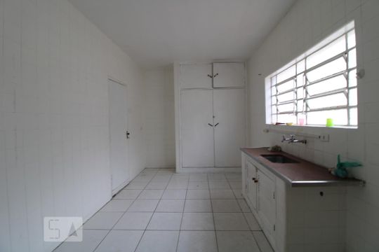 Cozinha de casa para alugar com 3 quartos, 180m² em Campo Belo, São Paulo