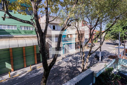Vista Suite 1 de casa à venda com 3 quartos, 223m² em Vila Roque, São Paulo
